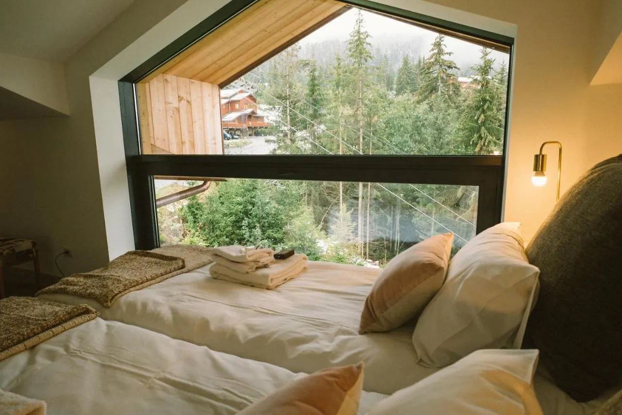 Chalet 360° Courchevel - Ski In, Ski Out Villa