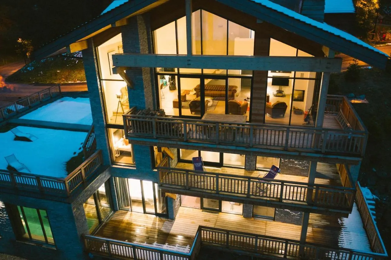 Chalet 360° Courchevel - Ski In, Ski Out Villa