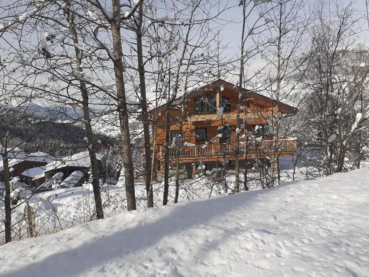 Chalet 360° Courchevel - Ski In, Ski Out Villa